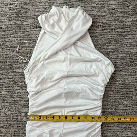 NWT Susana Monaco Crossover Halter
Bodycon Mini Jersey Dress Large Sugar White - Picture 9 of 13